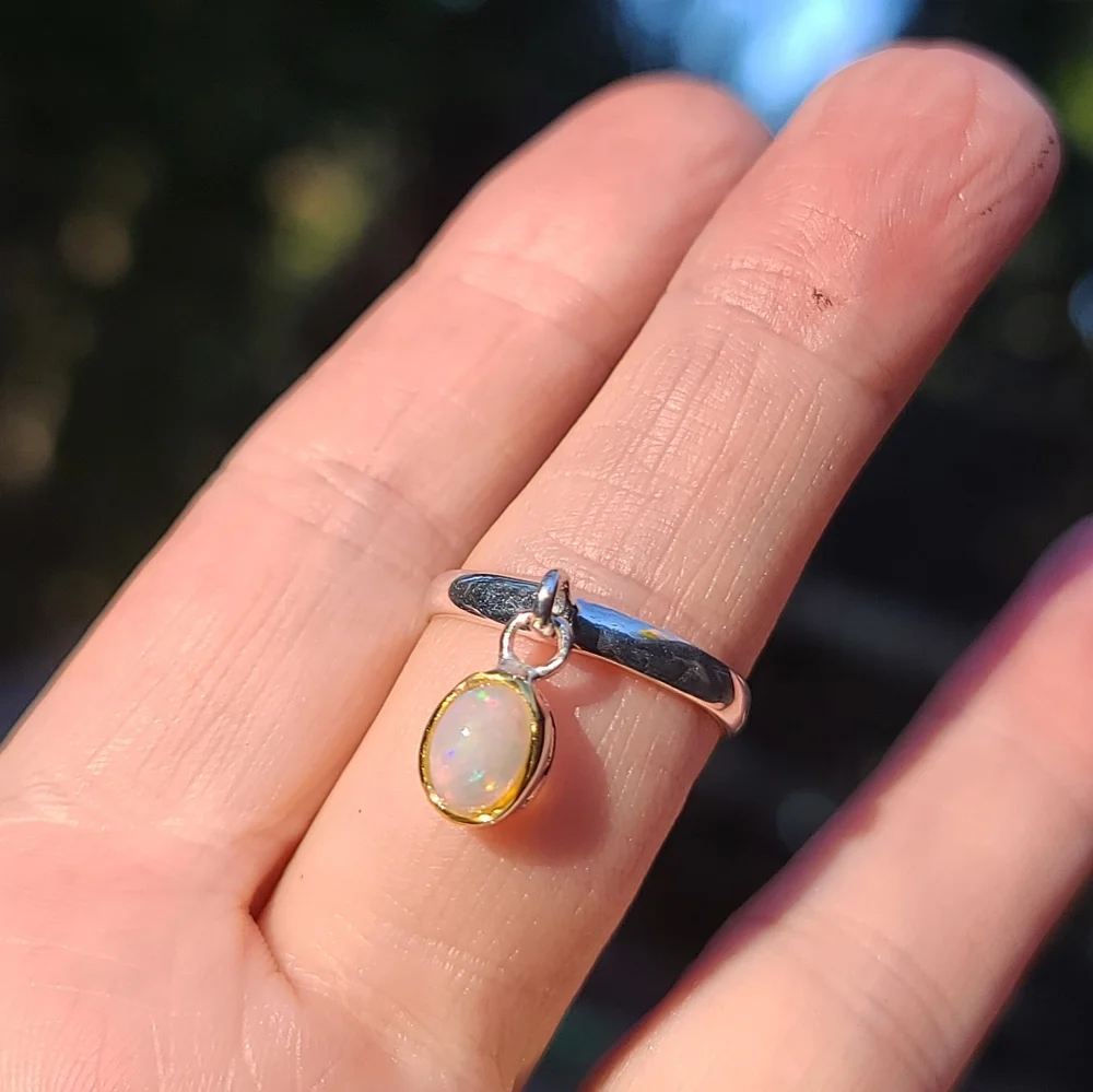 Fire 🔥 Opal sterling & gold charm ring sz8 - Picture 4 of 10